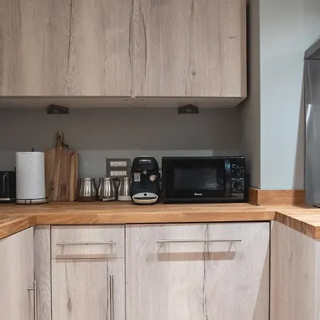 Center Escape Sleeps 8 Balcony With Views Apartment Leeds (West Yorkshire)