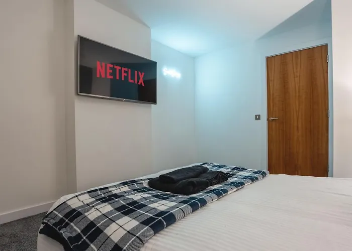 Center Escape Sleeps 8 Balcony With Views Leeds (West Yorkshire)